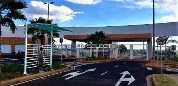 Lote/Terreno à venda, 366m² no Shopping Park, Uberlândia