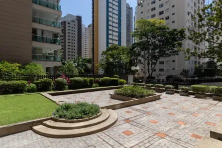 Apartamento com 2 Quartos à venda, 100m² no Vila Uberabinha, São Paulo