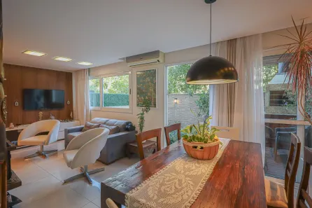 Casa de Condomínio com 3 Quartos à venda, 180m² no Teresópolis, Porto Alegre