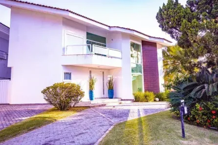 Casa de Condomínio com 4 Quartos para alugar, 300m² no Jardim Acapulco, Guarujá