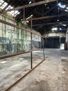 Galpão/Depósito/Armazém para venda ou aluguel, 400m² no Cambuci, São Paulo