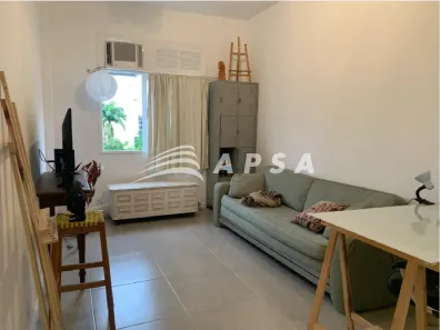 Apartamento com 1 Quarto para alugar, 32m² no Catete, Rio de Janeiro