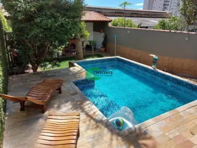 Sobrado com 4 Quartos à venda, 340m² no Campestre, Santo André