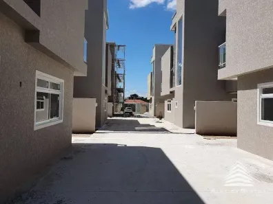 Sobrado com 3 Quartos à venda, 115m² no Bairro Alto, Curitiba