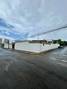 Casa com 3 Quartos à venda, 400m² no Calhau, São Luís