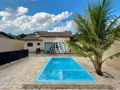 Casa com 3 Quartos à venda, 138m² no Parque Residencial Itaguaçu, Atibaia