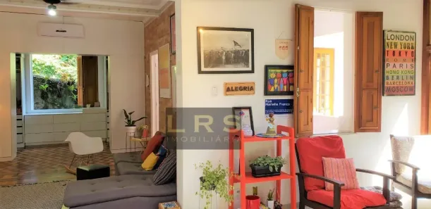 Casa com 4 Quartos para alugar, 254m² no Cosme Velho, Rio de Janeiro