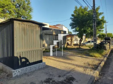 Lote/Terreno à venda, 300m² no Lourival Parente, Teresina