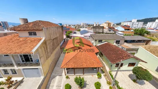 Casa com 3 Quartos à venda, 250m² no Ipiranga, São José