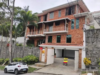 Sobrado com 4 Quartos à venda, 960m² no Jardim Guedala, São Paulo