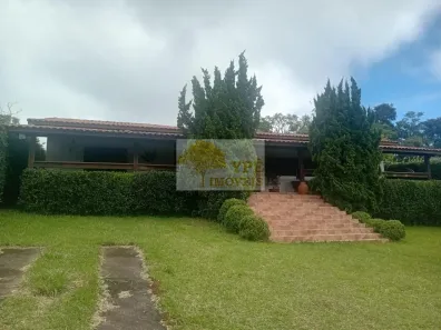 Fazenda/Sítio com 4 Quartos à venda, 231m² no Centro (Canguera), São Roque