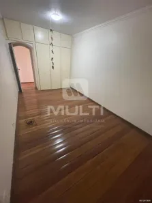 Casa com 4 Quartos à venda, 380m² no Nossa Senhora Aparecida, Uberlândia