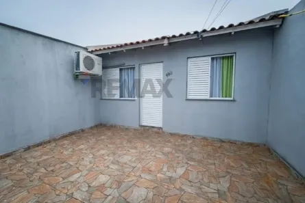 Casa com 2 Quartos à venda, 45m² no Guajuviras, Canoas