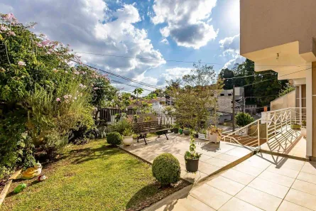 Sobrado com 3 Quartos à venda, 121m² no Santa Cândida, Curitiba