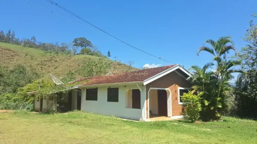 Fazenda/Sítio com 3 Quartos à venda, 12000m² no , São Bento do Sapucaí