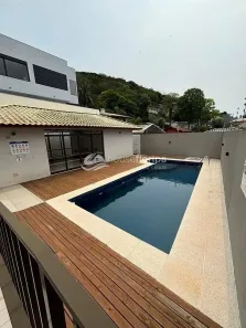 Casa com 3 Quartos à venda, 154m² no Lagoa da Conceição, Florianópolis