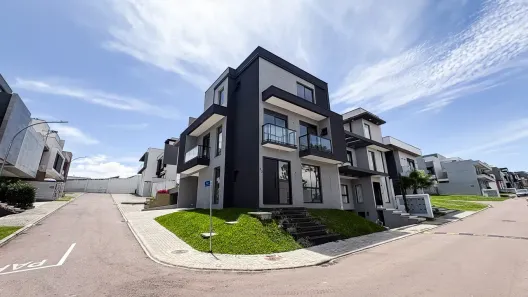 Casa de Condomínio com 3 Quartos à venda, 241m² no Bairro Alto, Curitiba