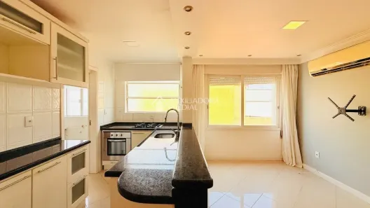 Apartamento com 2 Quartos à venda, 72m² no Mont Serrat, Porto Alegre