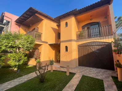 Sobrado com 2 Quartos à venda, 225m² no Mato Grande, Canoas