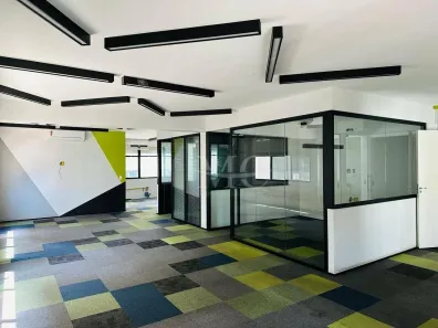 Sala Comercial para alugar, 150m² no Itaim Bibi, São Paulo