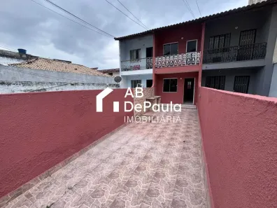 Casa com 2 Quartos para alugar, 90m² no Realengo, Rio de Janeiro