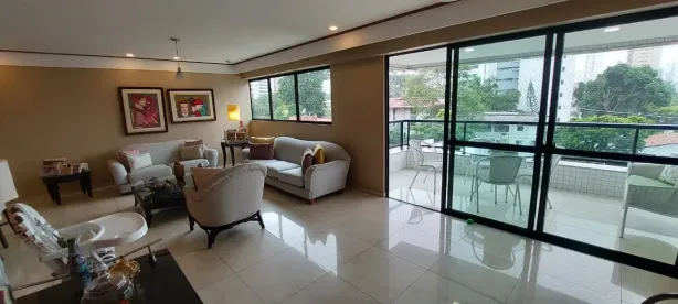 Apartamento com 4 Quartos à venda, 200m² no Casa Forte, Recife