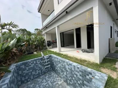 Sobrado com 3 Quartos à venda, 262m² no Ponta Negra, Manaus
