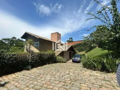 Casa de Condomínio com 3 Quartos para alugar, 355m² no Chácara dos Lagos, Carapicuíba