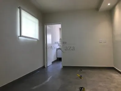 Imóvel Comercial com 3 Quartos à venda, 177m² no Vila Olímpia, São Paulo