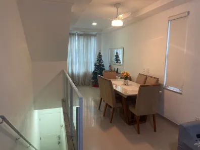 Sobrado com 3 Quartos à venda, 105m² no Marapé, Santos