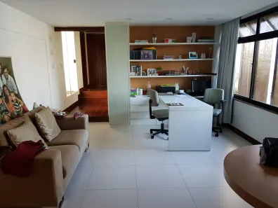 Casa com 5 Quartos para alugar, 980m² no Itaigara, Salvador