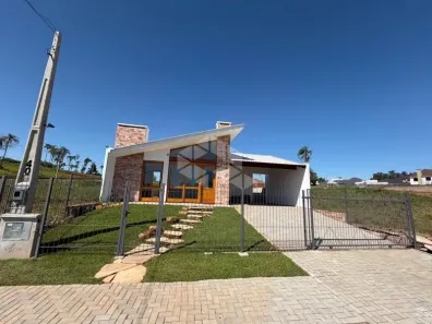 Casa com 2 Quartos para alugar, 118m² no João Alves, Santa Cruz do Sul
