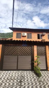 Sobrado com 2 Quartos à venda, 90m² no Vila Voturua, São Vicente