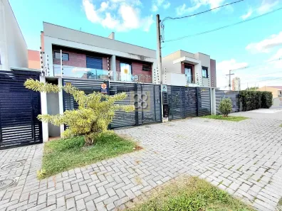 Sobrado com 3 Quartos para alugar, 104m² no Novo Mundo, Curitiba
