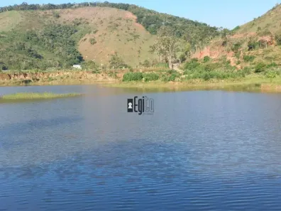 Fazenda/Sítio com 3 Quartos à venda, 27000m² no , Lima Duarte