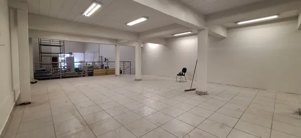 Ponto Comercial para alugar, 220m² no Sagrada Família, Belo Horizonte