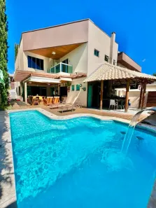 Casa de Condomínio com 4 Quartos para alugar, 350m² no Jardins Valência, Goiânia