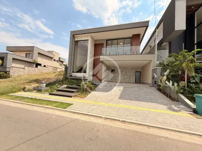 Casa de Condomínio com 3 Quartos à venda, 240m² no Jardins Nápoles, Senador Canedo