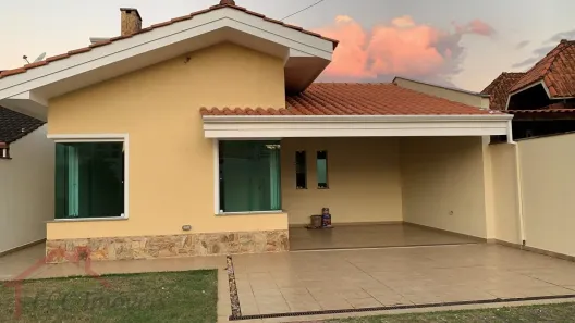 Casa de Condomínio com 3 Quartos para alugar, 175m² no Parque Residencial Itapeti, Mogi das Cruzes