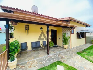 Casa com 3 Quartos à venda, 229m² no , Serra Negra