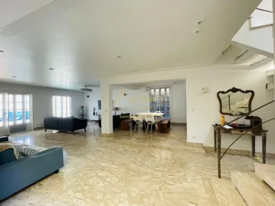 Casa com 4 Quartos à venda, 214m² no Jardim Leonor, São Paulo
