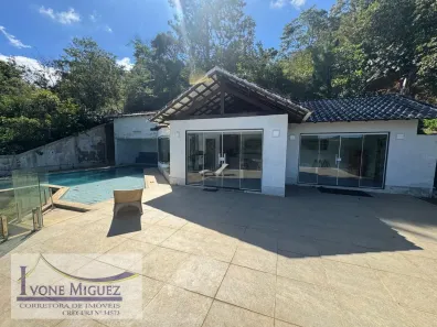 Casa com 2 Quartos para alugar, 320m² no Barão de Javary, Miguel Pereira