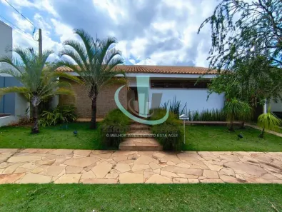 Casa com 4 Quartos para venda ou aluguel, 213m² no Parque Residencial Damha, Araraquara