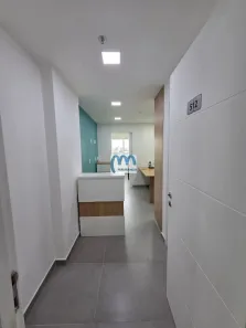 Sala Comercial para alugar, 24m² no Parque São Judas Tadeu, São João de Meriti