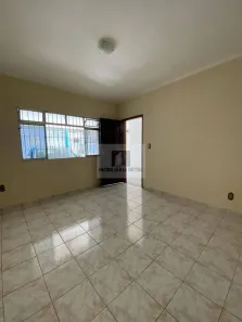 Casa com 2 Quartos à venda, 141m² no Jardim Las Vegas, Santo André