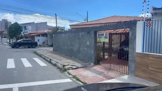Casa com 3 Quartos à venda, 336m² no Grageru, Aracaju