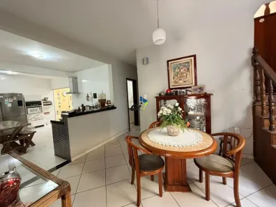 Casa com 5 Quartos à venda, 255m² no Liberdade, Belo Horizonte
