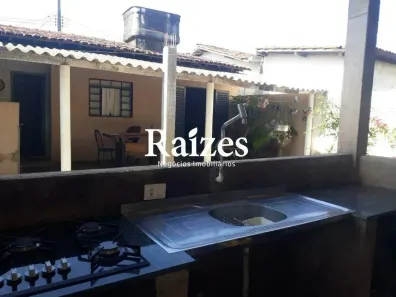 Casa com 3 Quartos à venda, 168m² no Custódio Pereira, Uberlândia