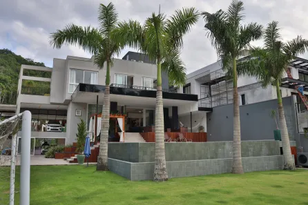Casa com 5 Quartos à venda, 700m² no Ariribá, Balneário Camboriú
