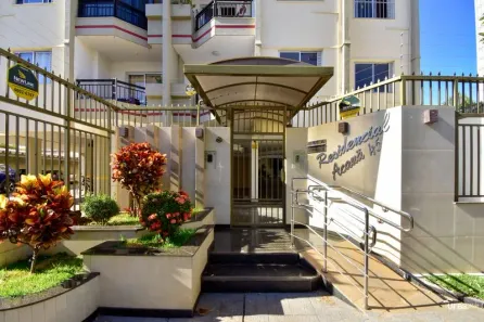 Apartamento com 3 Quartos para alugar, 75m² no Setor Aeroporto, Goiânia